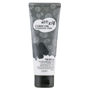 Charcoal Cleansing Foam (150 g)
